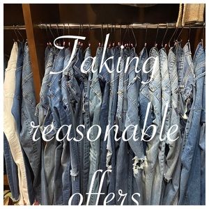 Taking reasonable offers. Please remember Posh takes 20%